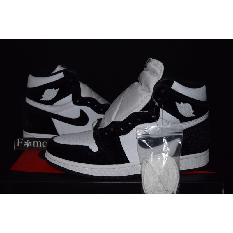 Jordan 1 Panda Twist
