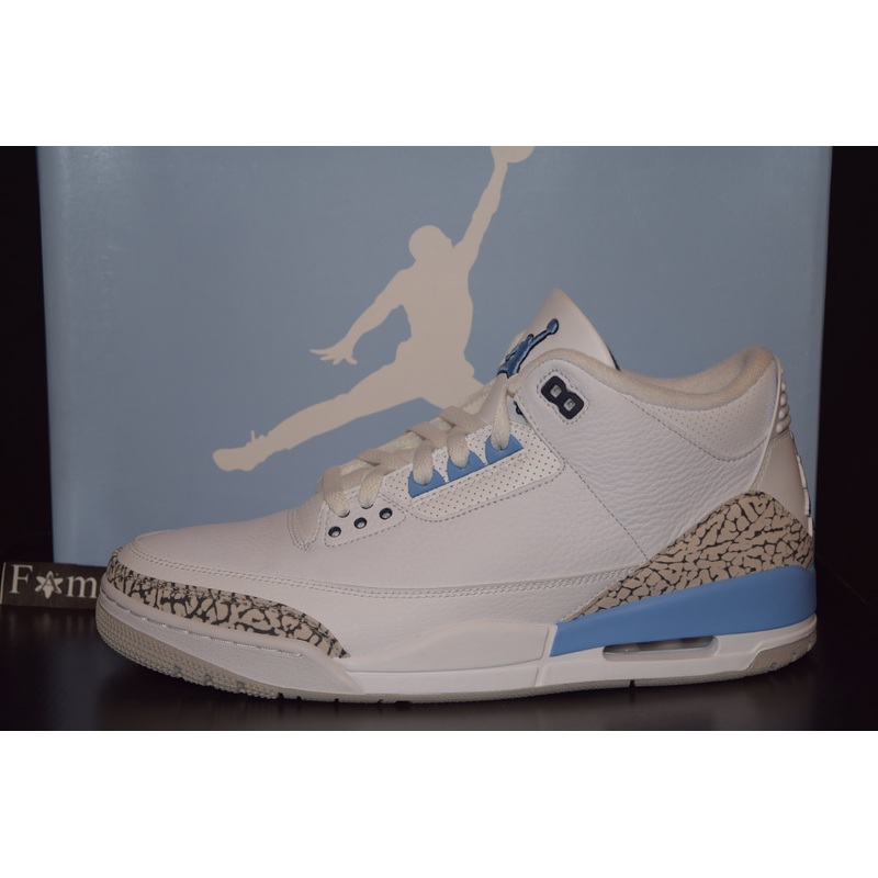 Air Jordan 3 University Blue UNC