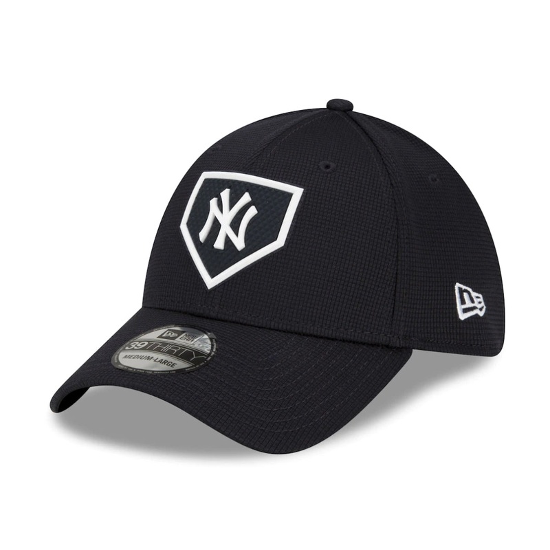 New York Yankees New Era Navy 2022 Club house Flex Hat