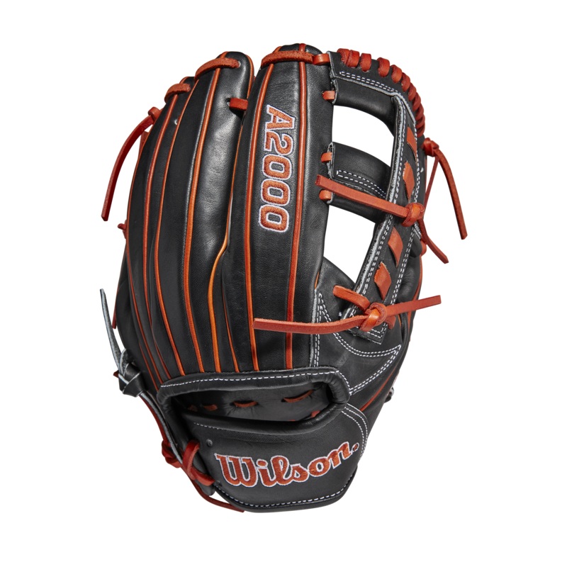 2022 Wilson A2000 1716 11.5′” Infield Baseball Glove