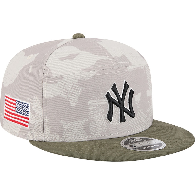 MLB New York Yankees New Era 2025 Armed Forces Day 9FIFTY Split Panel Snapback Hat – Stone