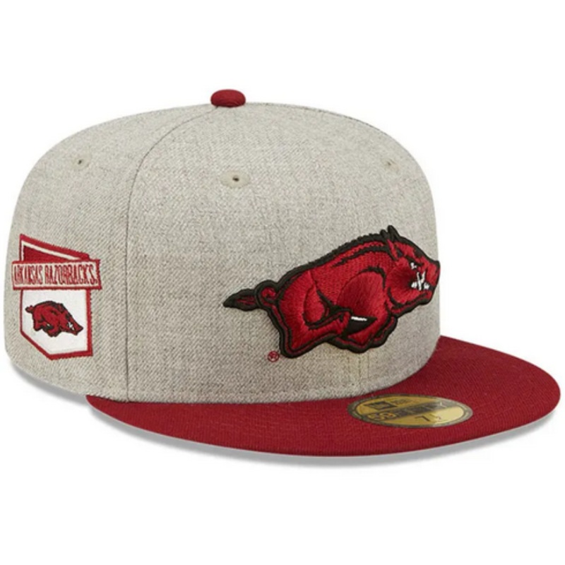 New Era Arkansas Razorbacks Grey Heather Patch 59FIFTY Fitted Hat