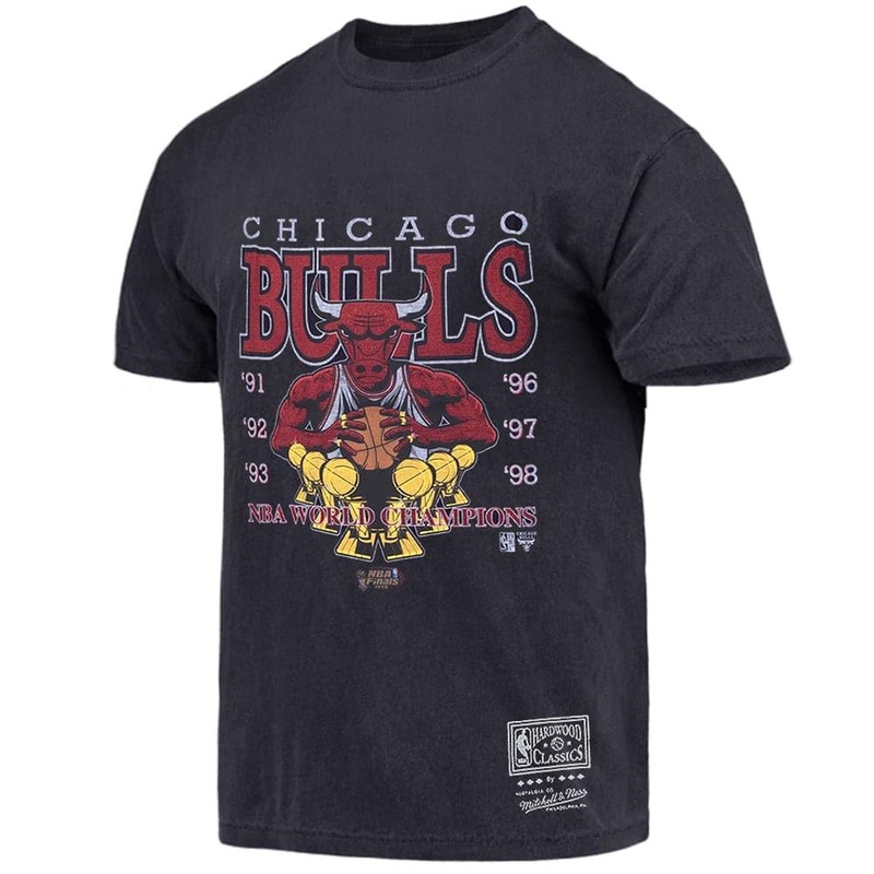 Chicago Bulls Mitchell & Ness NBA 6x World Champs Vintage T-Shirt – Faded Black