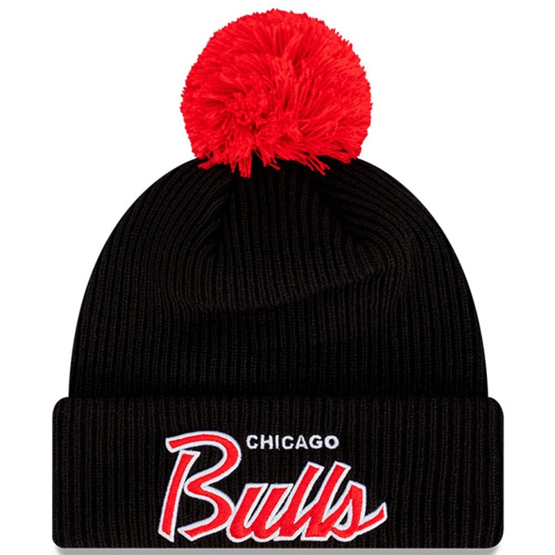 Chicago Bulls New Era NBA Pom Script Beanie – Black