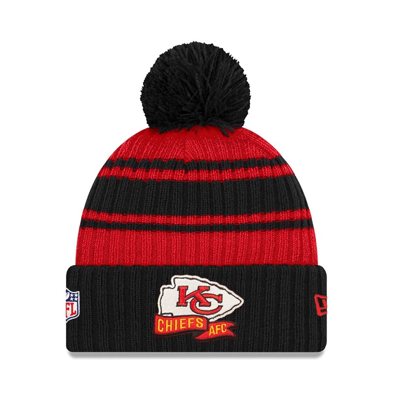 Youths Kansas City Chiefs New Era NFL 22 Sideline Knit Beanie – Red