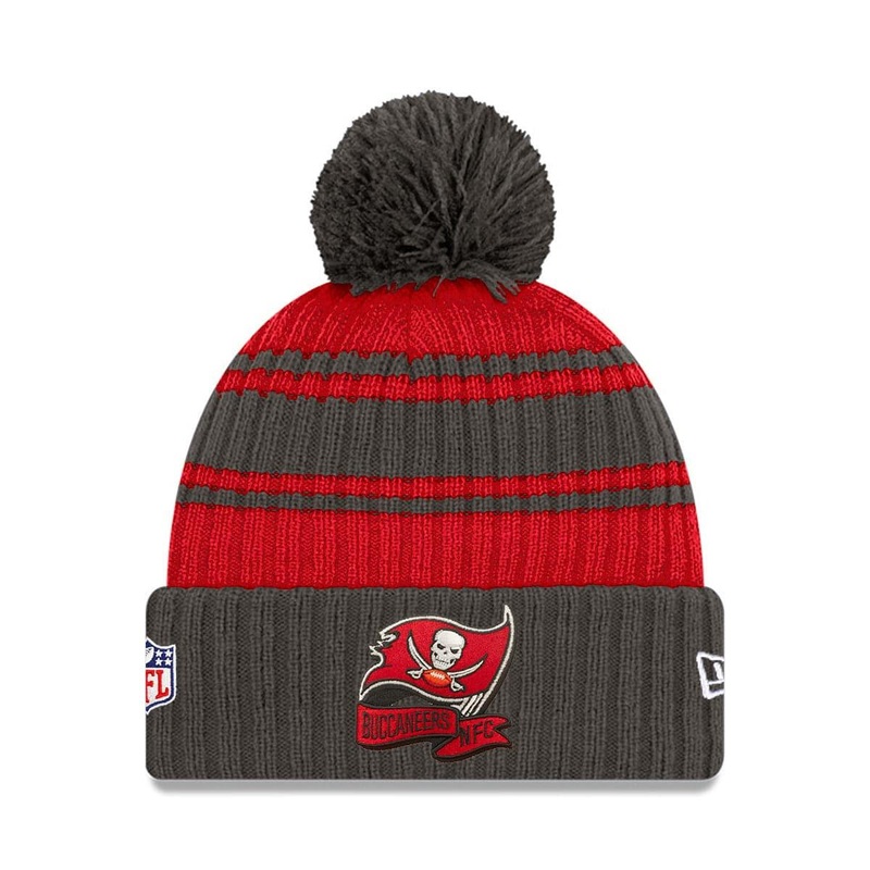 Youths Tampa Bay Buccaneers New Era NFL 22 Sideline Knit Beanie – Red