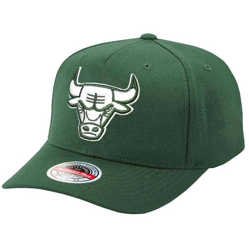 Chicago Bulls Mitchell & Ness NBA Team Tonal Classic Red Snapback Hat – Green