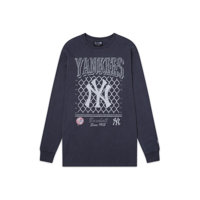New York Yankees Old School Sport Long Sleeve T-Shirt