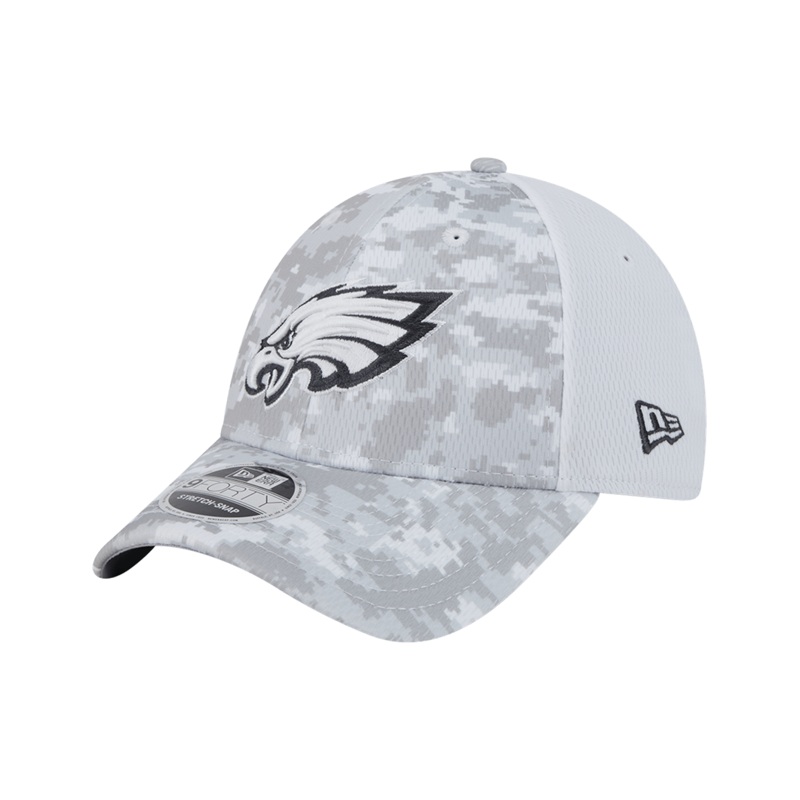 Philadelphia Eagles New Era NFL 24 Salute To Service 9FORTY Stretch-Snapback Hat