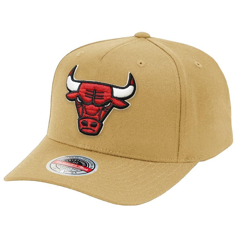 Chicago Bulls Mitchell & Ness NBA HWC Classic Red Snapback Hat – Camel