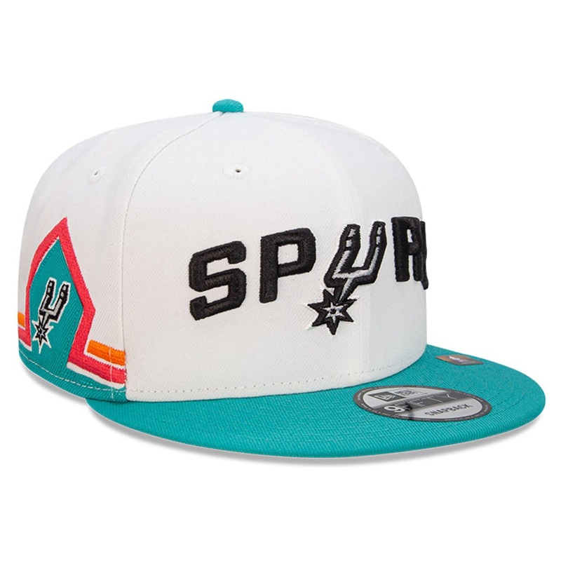 San Antonio Spurs New Era NBA 21-22 City Edition 9FIFTY Snapback Hat – White