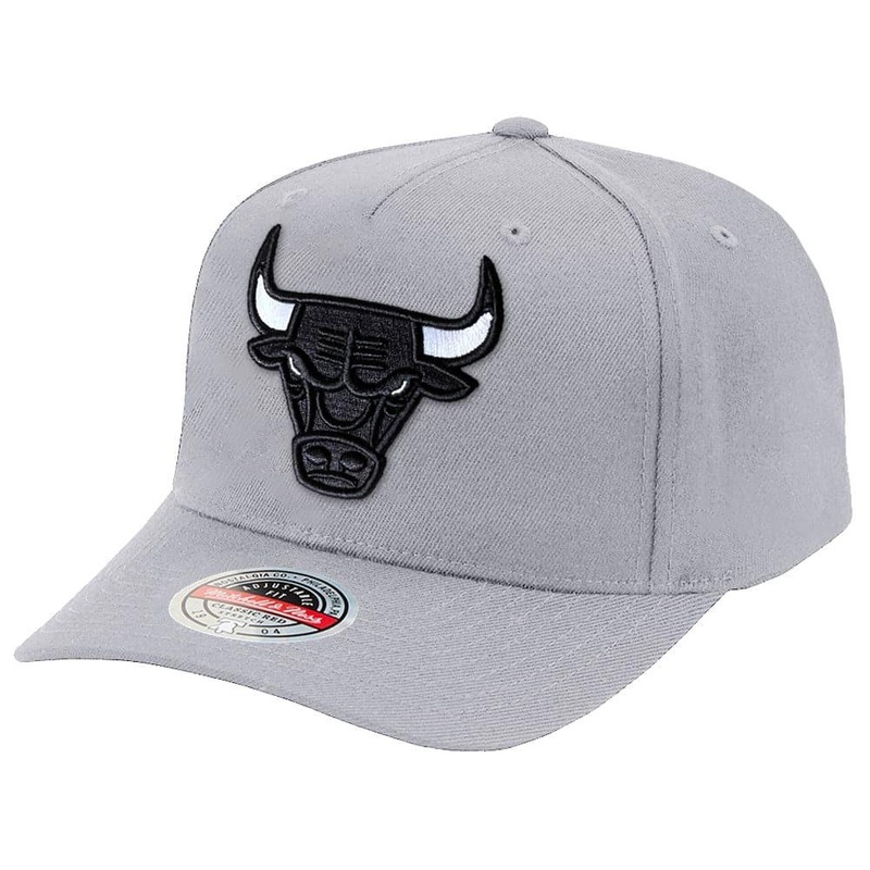 Chicago Bulls Mitchell & Ness NBA Greytones Classic Red Snapback Hat – Grey