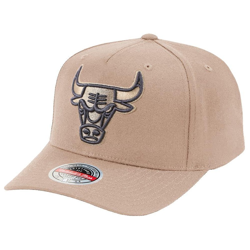 Chicago Bulls Mitchell & Ness NBA Diamond One Curve Snapback Hat – Clay