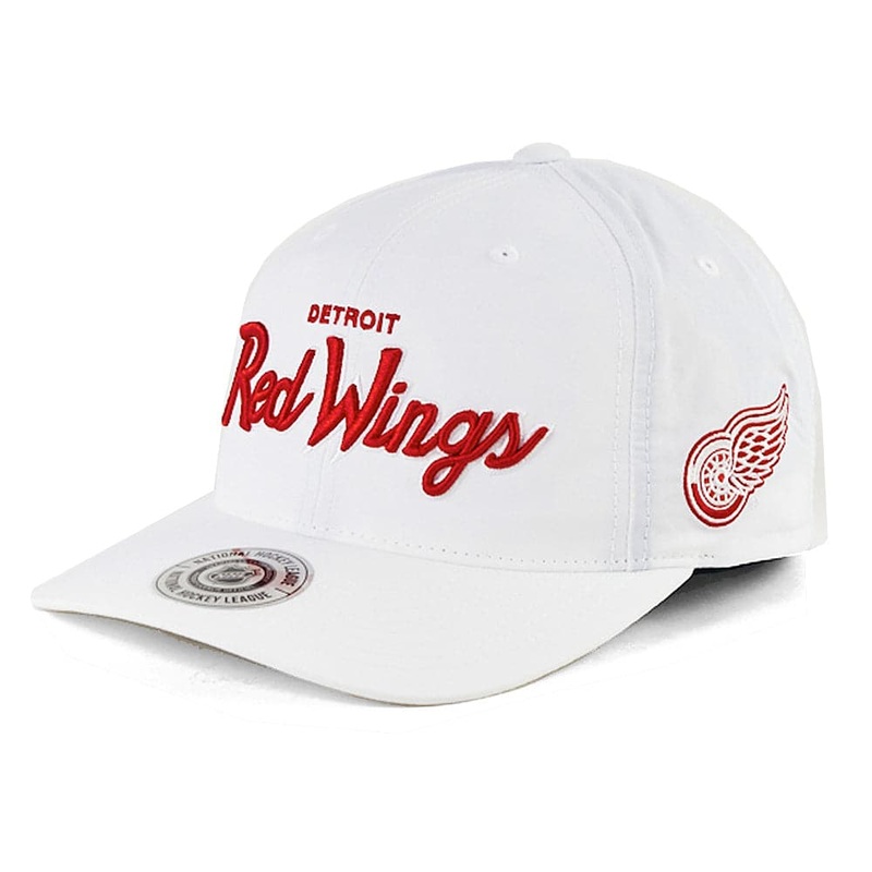 Detroit Red Wings NHL Script Pre-Curved Nylon Deadstock Snapback Hat – White