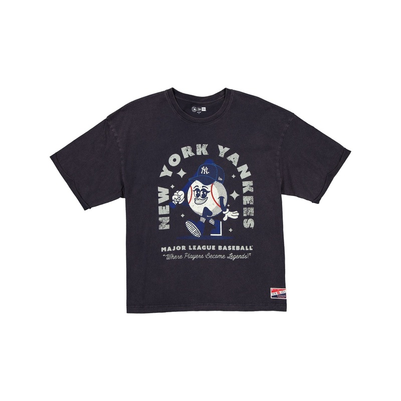 New York Yankees Throwback Character Women’s T-Shirt