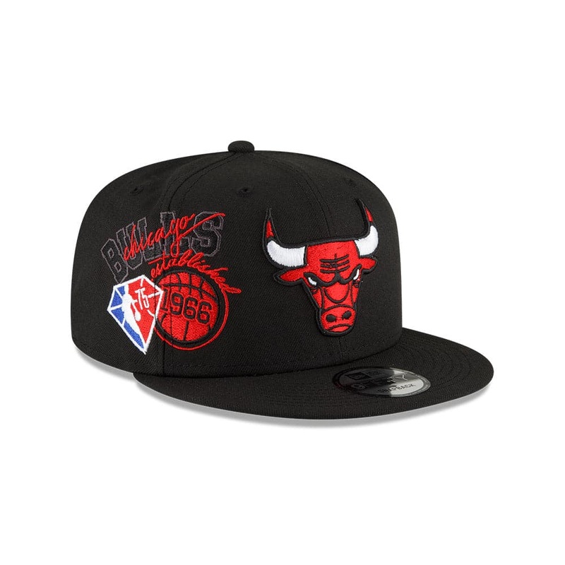 Youths Chicago Bulls New Era NBA 21-22 Back Half 9FIFTY Snapback Hat – Black