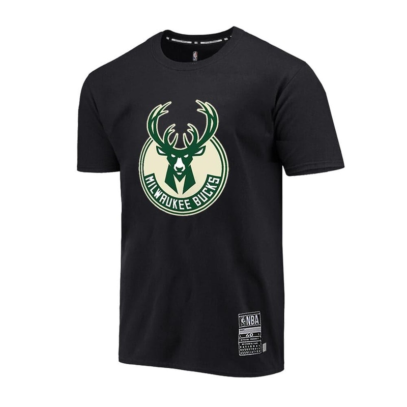 Youths Milwaukee Bucks NBA Essentials Team Logo T-Shirt – Black