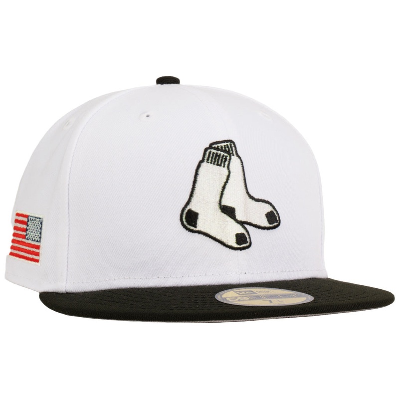 MLB Boston Red Sox New Era Space Shuttle 59FIFTY Fitted Hat – White