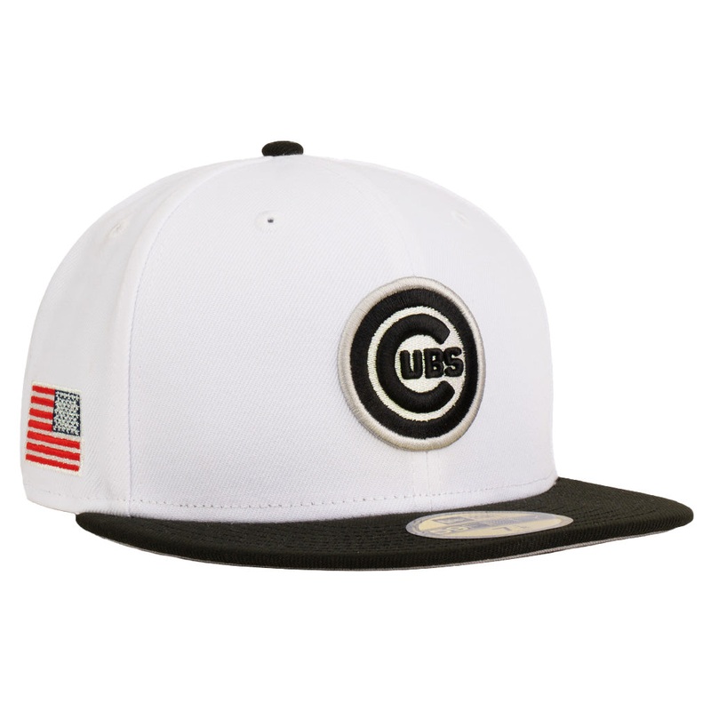 MLB Chicago Cubs New Era Space Shuttle 59FIFTY Fitted Hat – White