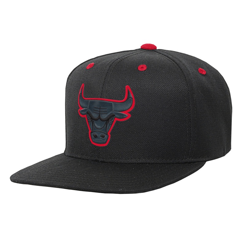 NBA Chicago Bulls Youth Outerstuff Team Color Pop Flatbrim Adjustable Snapback Hat – Black