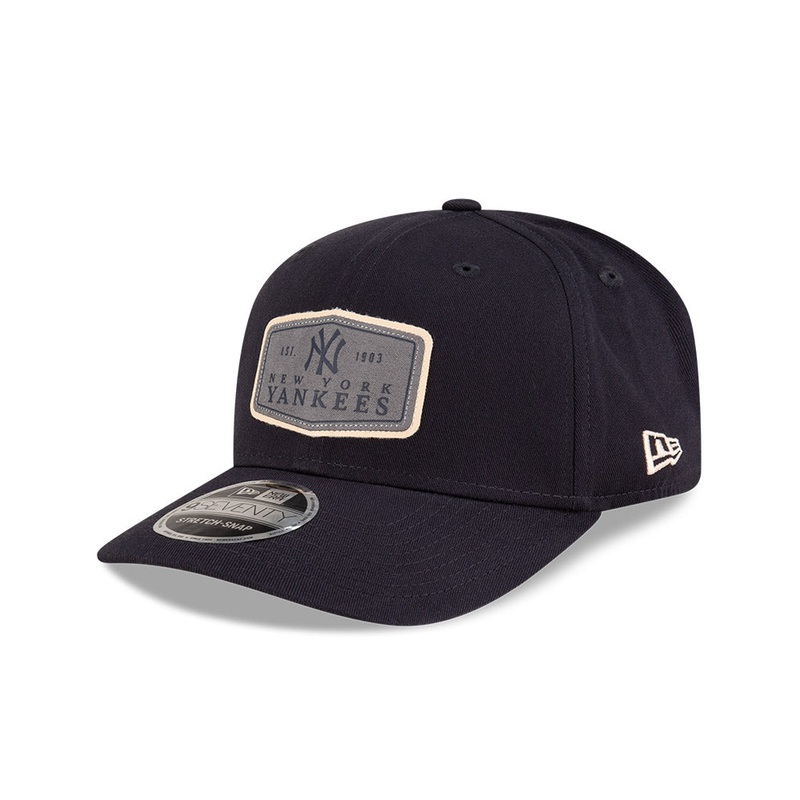 MLB New York Yankees Labeled 9SEVENTY Stretch-Snapback Hat – Navy