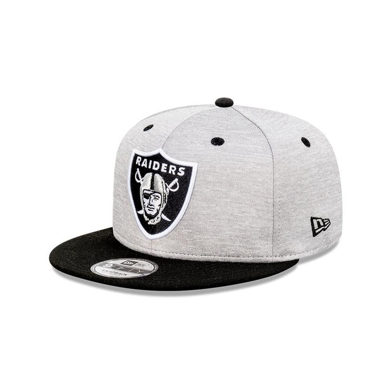 Youths Las Vegas Raiders New Era NFL Shadow Tech 9FIFTY Snapback Hat – Grey/Black