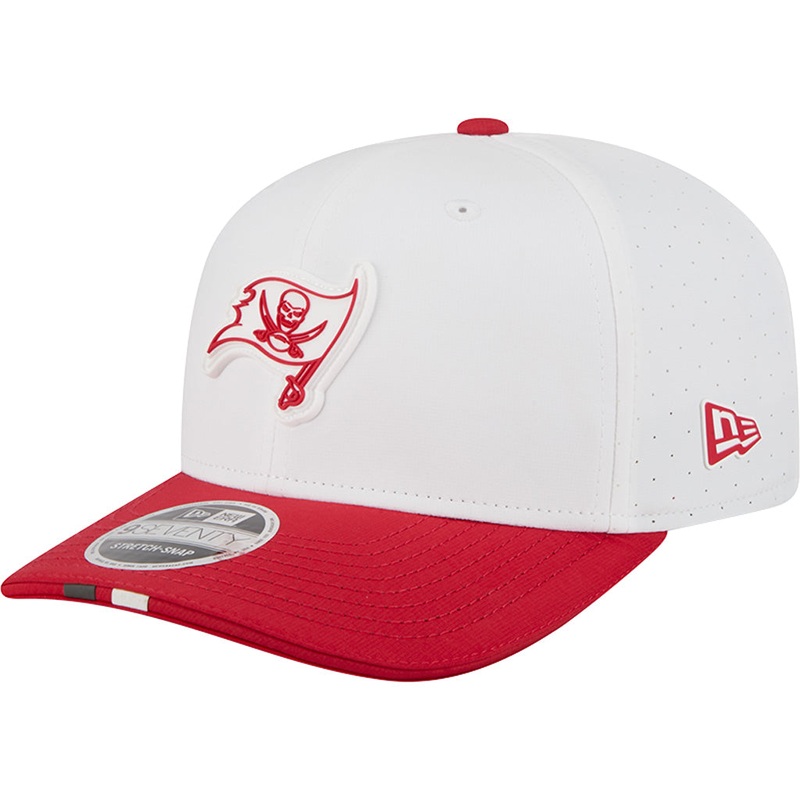 NFL Tampa Bay Buccaneers New Era 2025 Training 9SEVENTY Stretch-Snapback Hat – White
