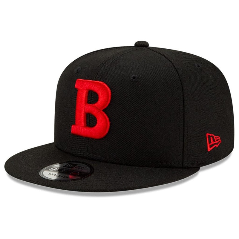 Chicago Bulls New Era NBA Ligature 9FIFTY Snapback Hat – Black