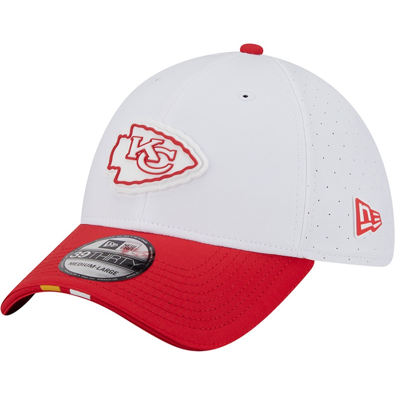 NFL Kansas City Chiefs New Era 2025 Training 39THIRTY Flex Fit Hat – White