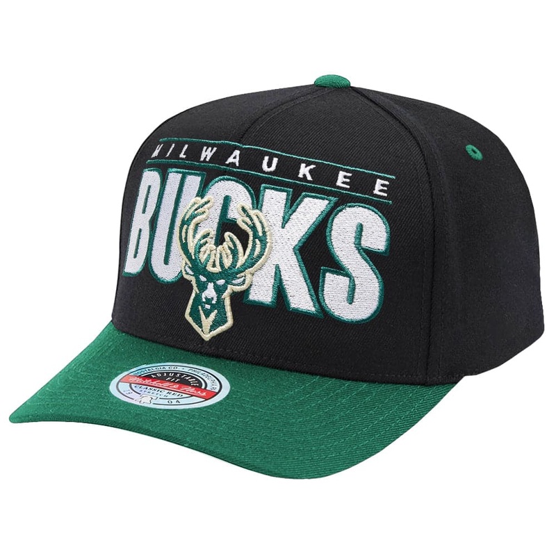 Milwaukee Bucks Mitchell & Ness NBA Billboard Classic Red Curve Snapback Hat – Black
