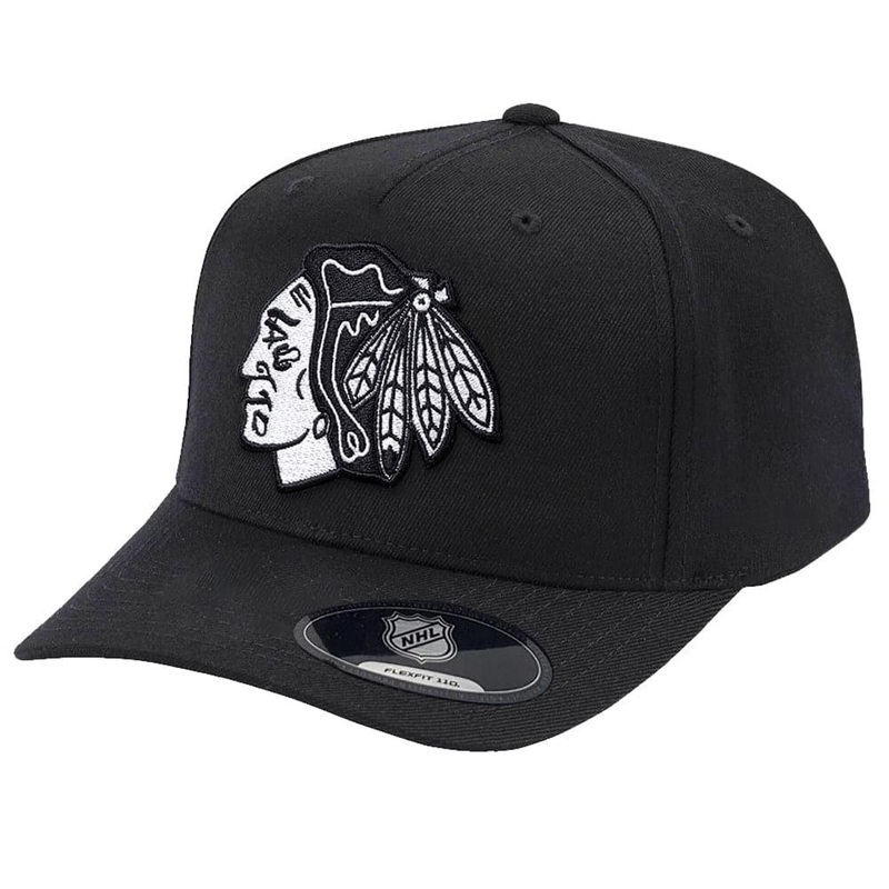 Chicago Blackhawks NHL Black & White Logo 110 Curve Snapback Hat – Black
