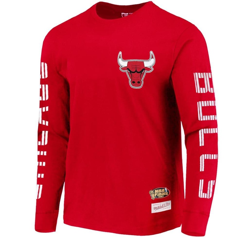 Chicago Bulls Mitchell & Ness NBA HWC Outline Long Sleeve T-Shirt – Red