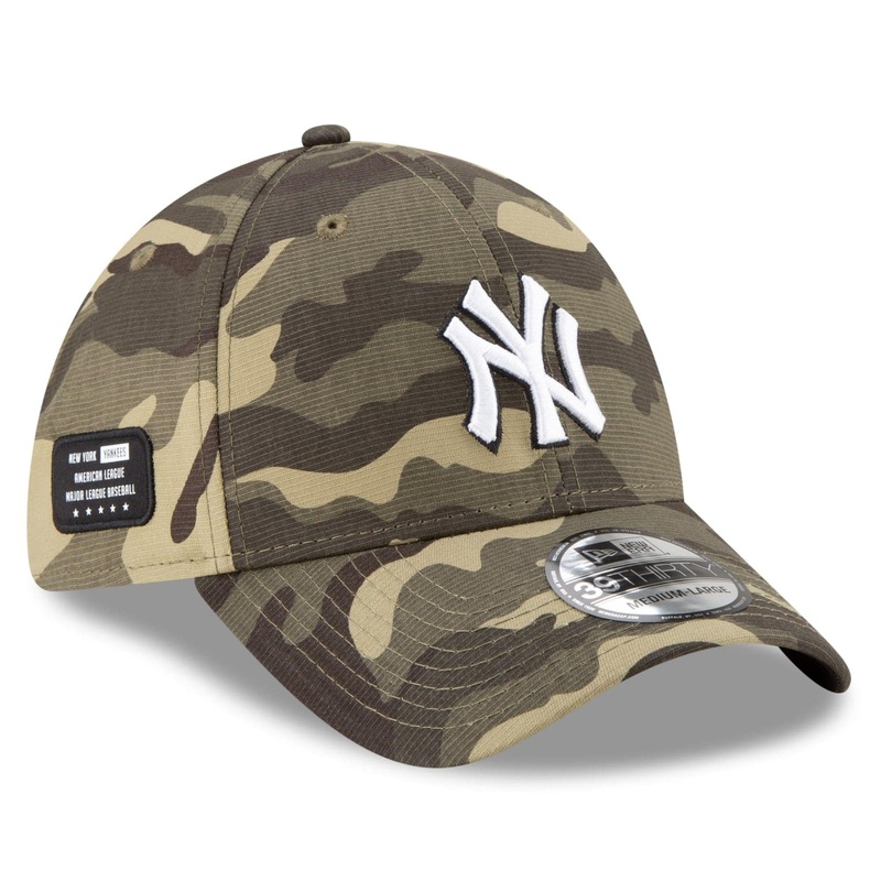 New York Yankees New Era MLB 2021 Armed Forces 39THIRTY Flex Fit Curve Hat – Camo
