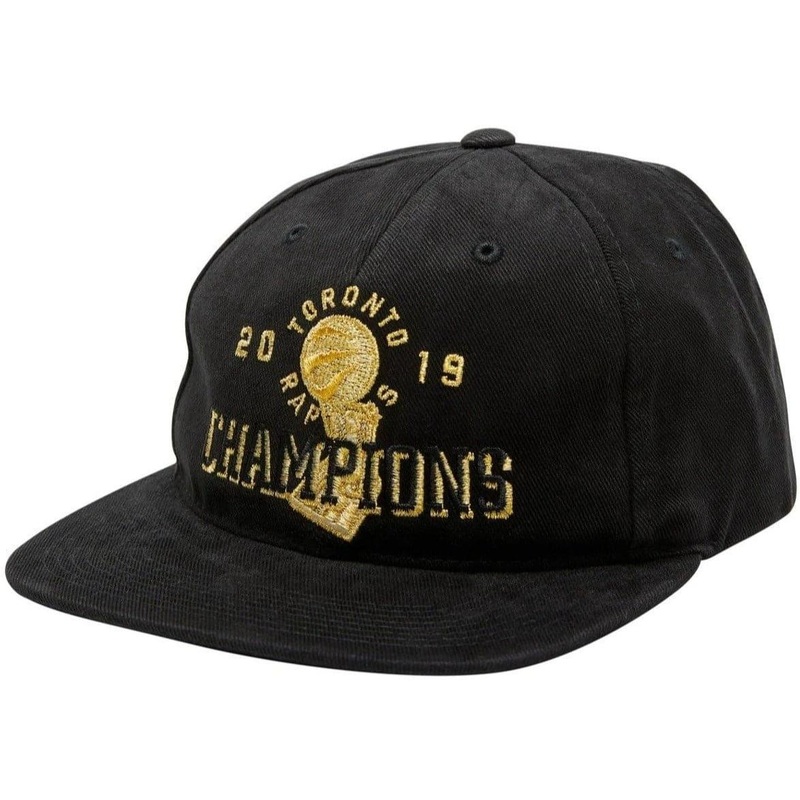 Toronto Raptors Mitchell & Ness NBA Champions Era Deadstock Snapback Hat – Black