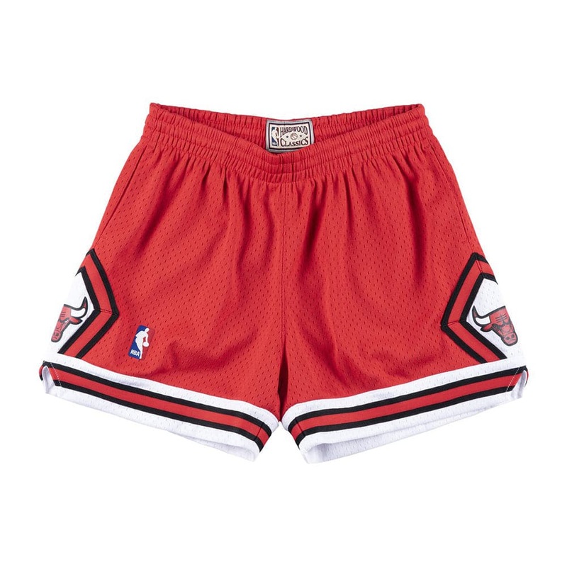 Womens Chicago Bulls Mitchell & Ness NBA Road Jump Shot Shorts – Red