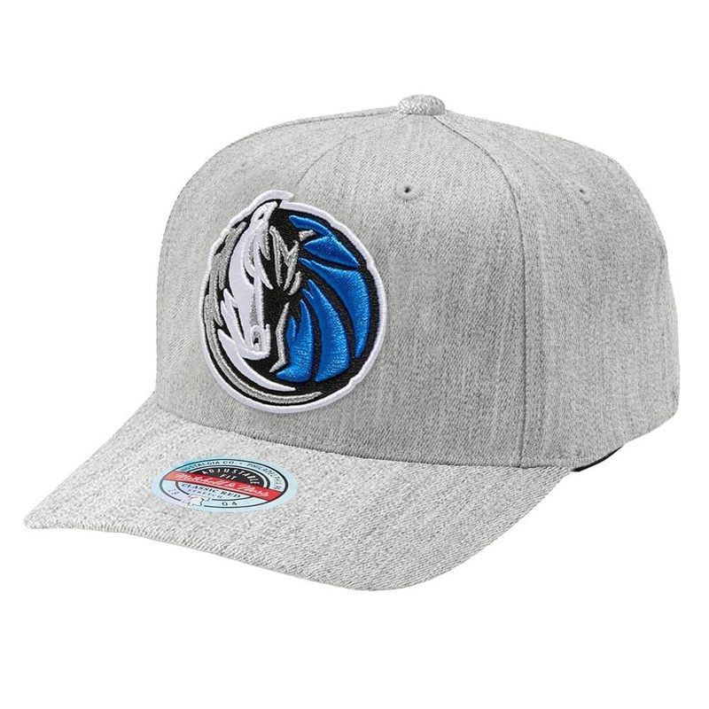 Dallas Mavericks Mitchell & Ness NBA Team Curve Snapback Hat – Heather Grey
