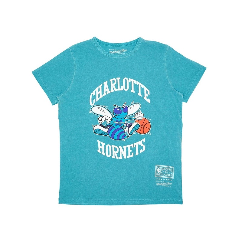 Womens Charlotte Hornets Mitchell & Ness HWC NBA Vintage Logo T-Shirt – Faded Aqua