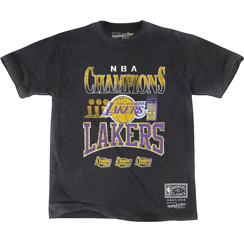 Los Angeles Lakers Mitchell & Ness NBA Three-Peat Vintage T-Shirt – Black