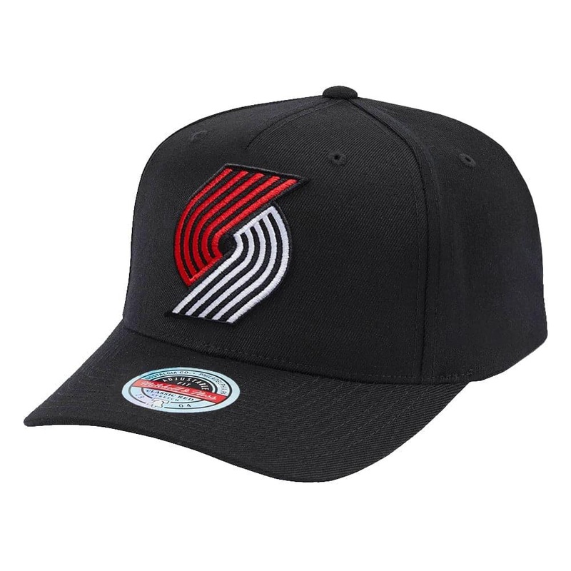 Portland Trail Blazers Mitchell & Ness NBA Team Classic Red Snapback Hat – Black