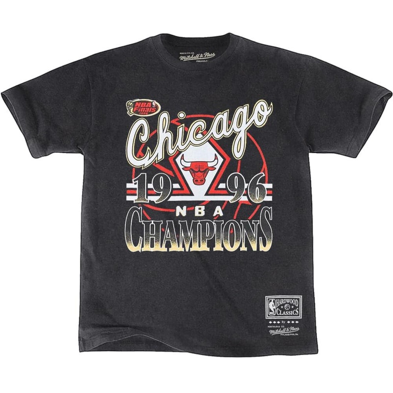 Chicago Bulls Mitchell & Ness NBA Vintage 1996 Champs T-Shirt – Black