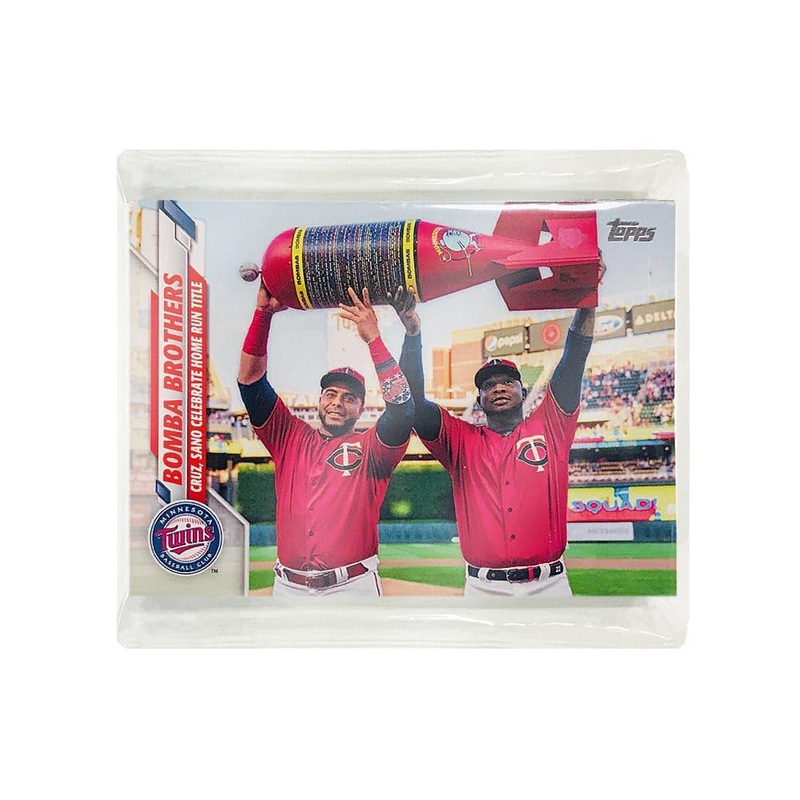 Minnesota Twins MLB Topps/Panini 20 Mixed Team Trading Card Set