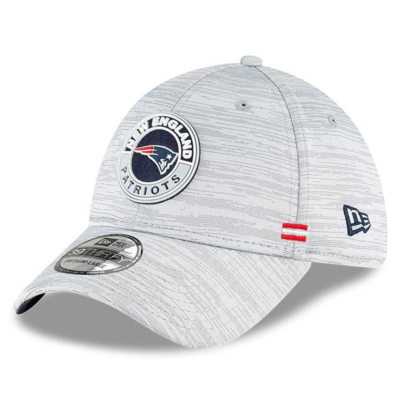 New England Patriots New Era NFL 2020 Sideline 39THIRTY Flex Fit Curve Hat – Grey
