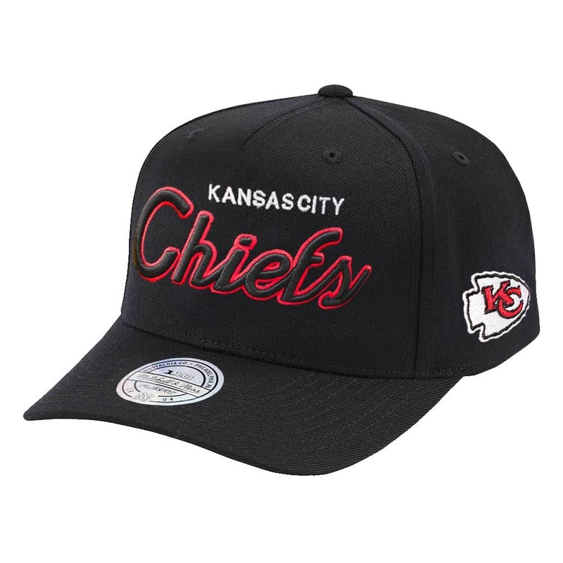 Kansas City Chiefs Mitchell & Ness NFL Defense Script 110 Curve Snapback Hat – Black