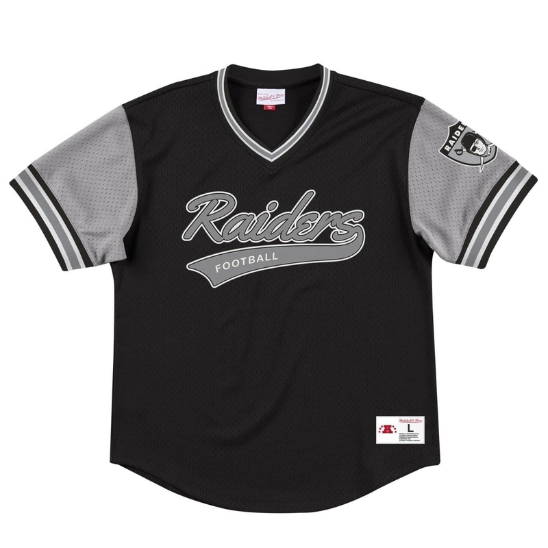 Las Vegas Raiders Mitchell & Ness NFL Top Prospect Mesh V- Neck – Black