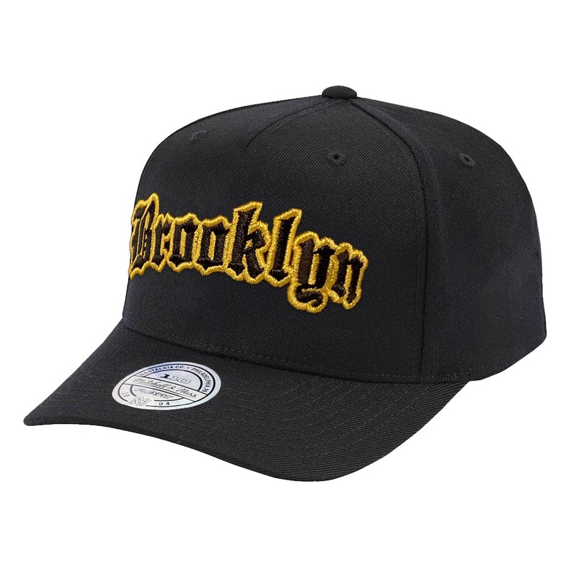 Brooklyn Nets Mitchell & Ness NBA Old English 110 Curved Snapback Hat – Black
