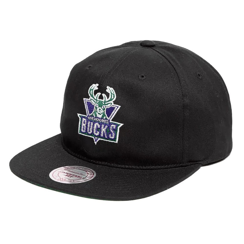 Milwaukee Bucks Mitchell & Ness NBA HWC Logo Deadstock Snapback Hat – Black