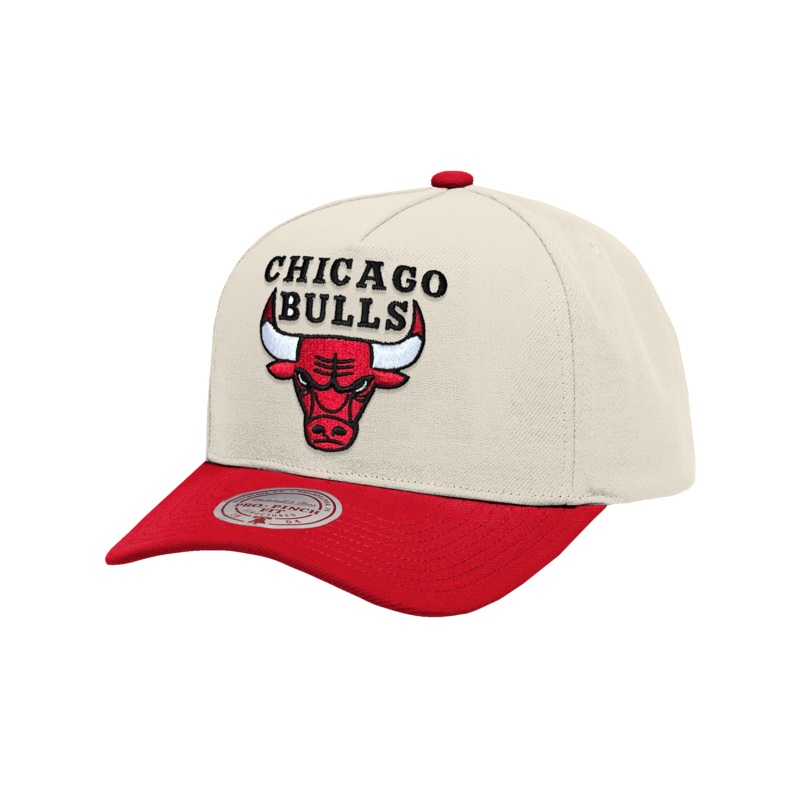 Chicago Bulls Mitchell & Ness NBA HWC 2T Pro Pinch Snapback Hat – Cream