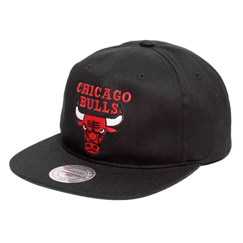 Chicago Bulls Mitchell & Ness NBA Logo Deadstock Snapback Hat – Black