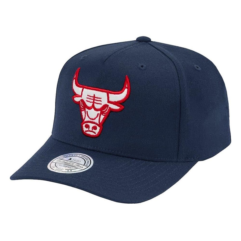 Chicago Bulls Mitchell & Ness NBA Red & White 110 Curve Snapback Hat – Navy