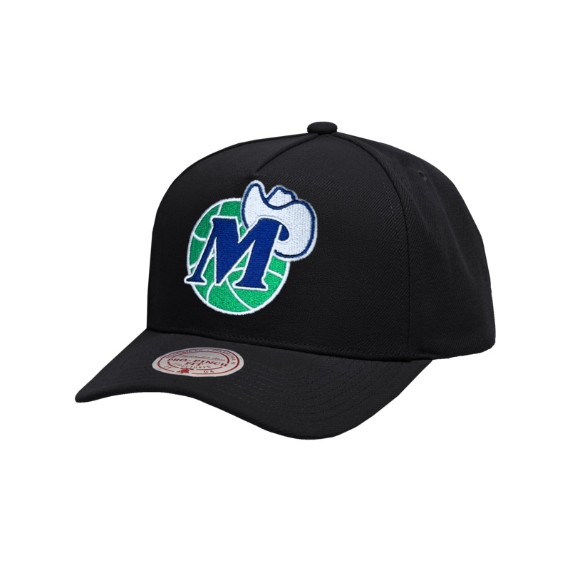 Dallas Mavericks Mitchell & Ness NBA HWC Pro Pinch Snapback Hat – Black